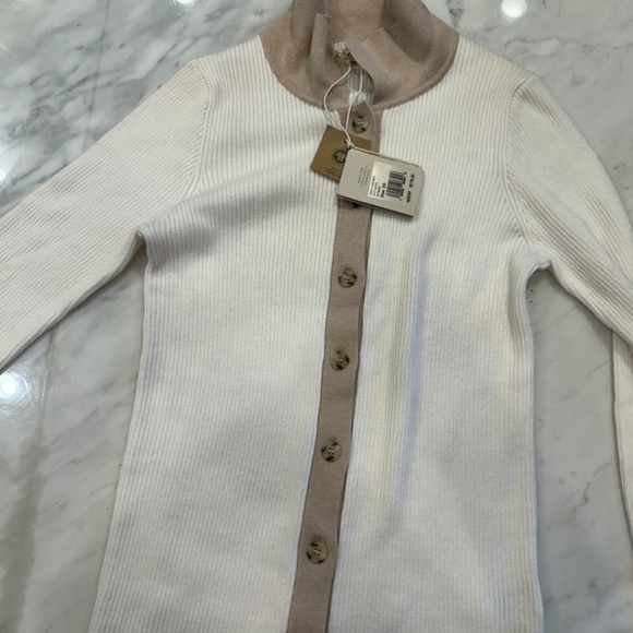 NWT White Mikki Cardigan in XS - Picture 5 of 7